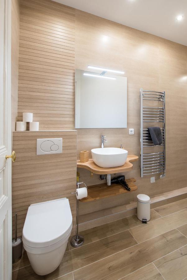 2 Bedroom Appartement Near Tour Eiffel & Trocadero Paris Eksteriør billede